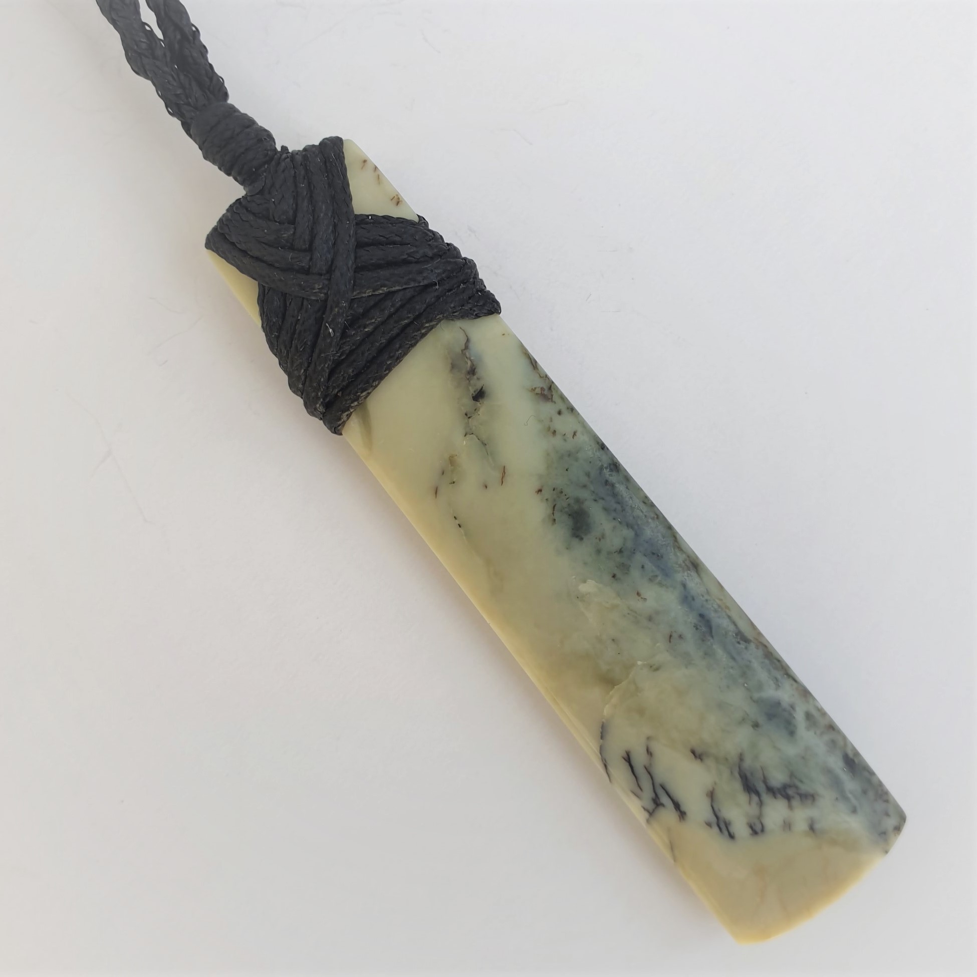 Kokopu Nephrite Jade Toki - Image 2
