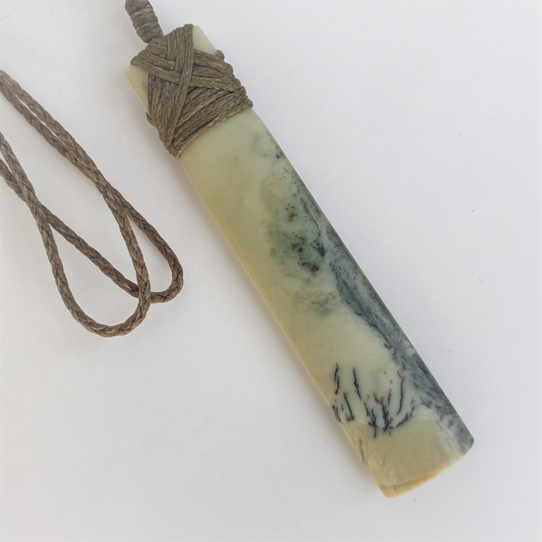 Kokopu Nephrite Jade Toki - Image 4