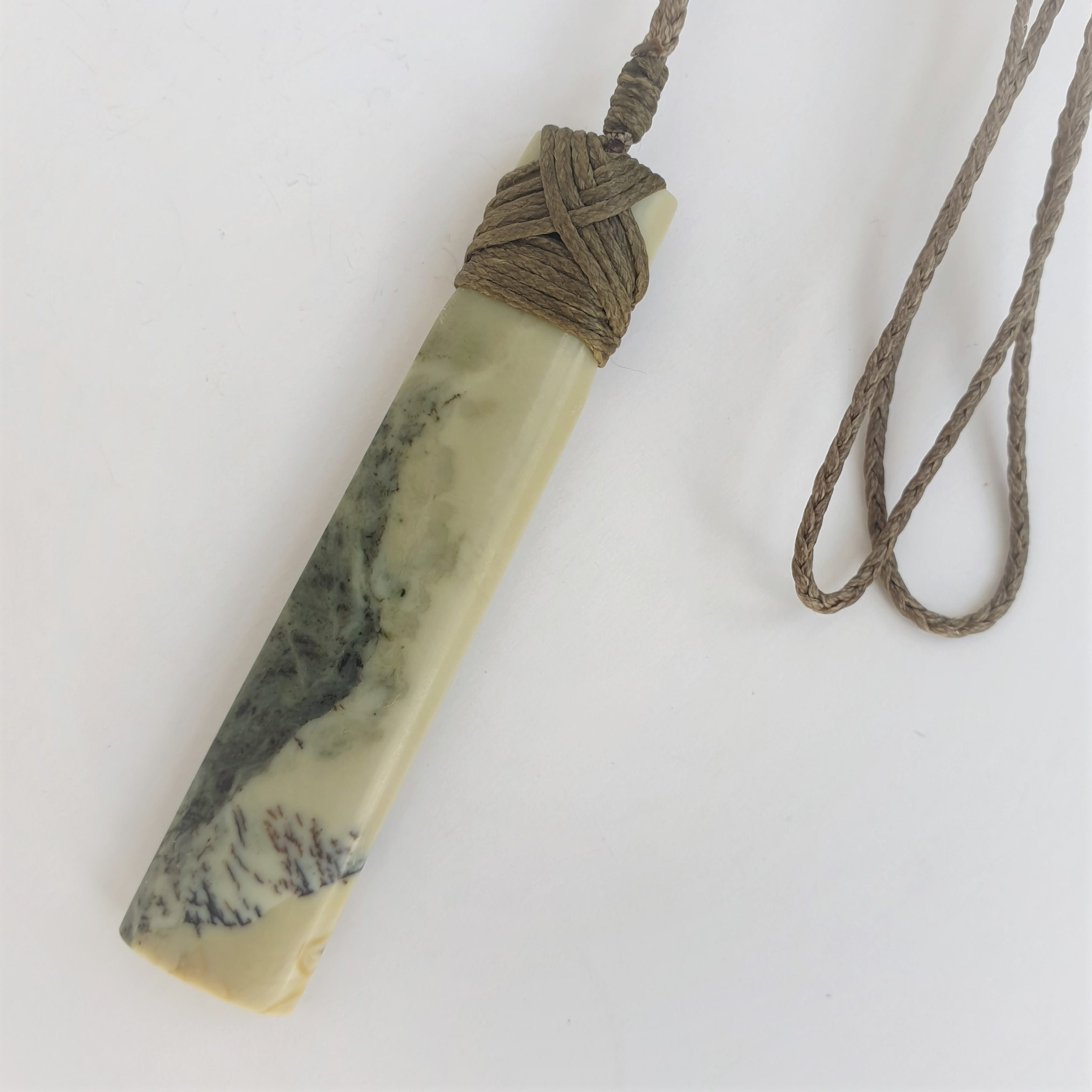 Kokopu Nephrite Jade Toki - Image 3