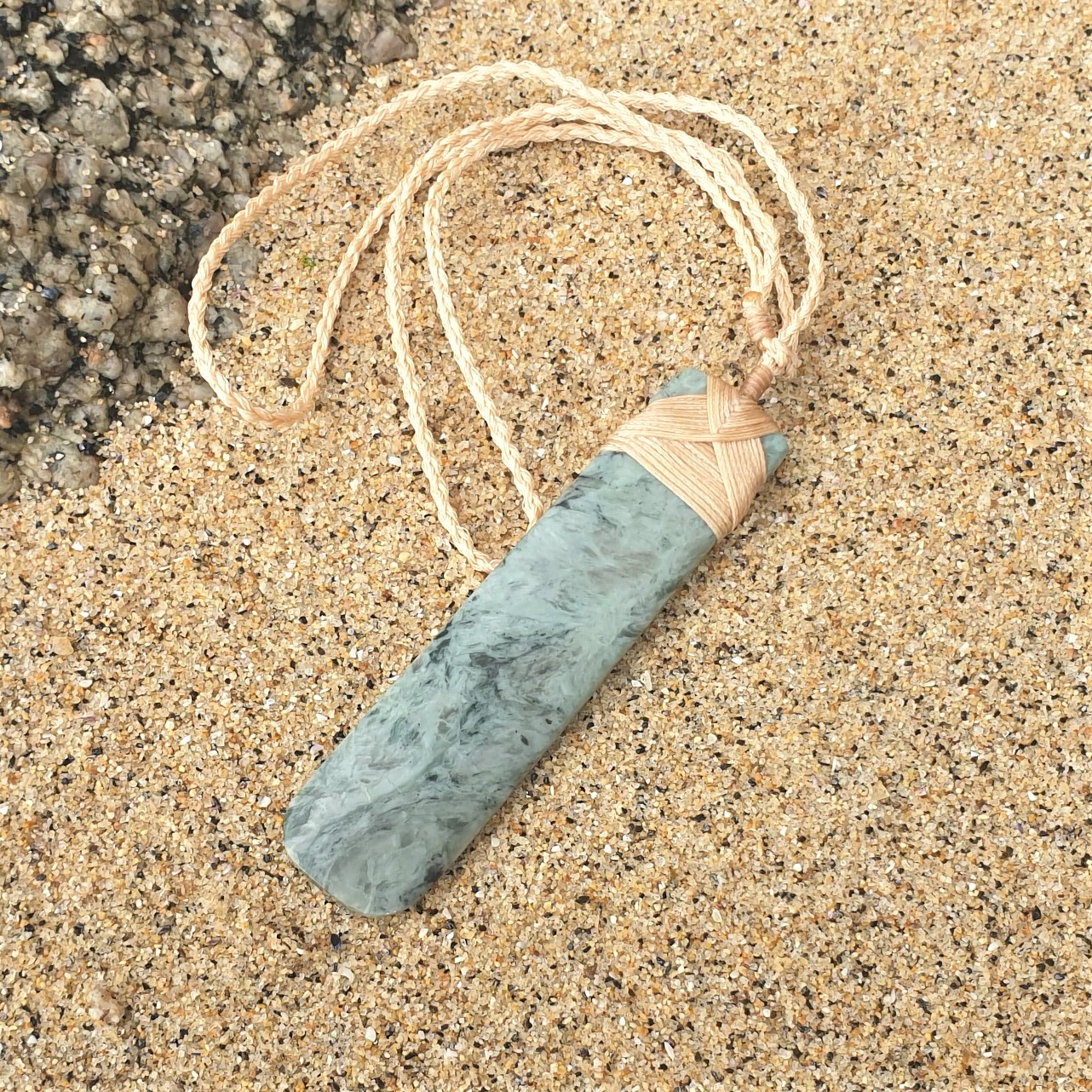Nephrite / Diopside blend Toki - Image 3
