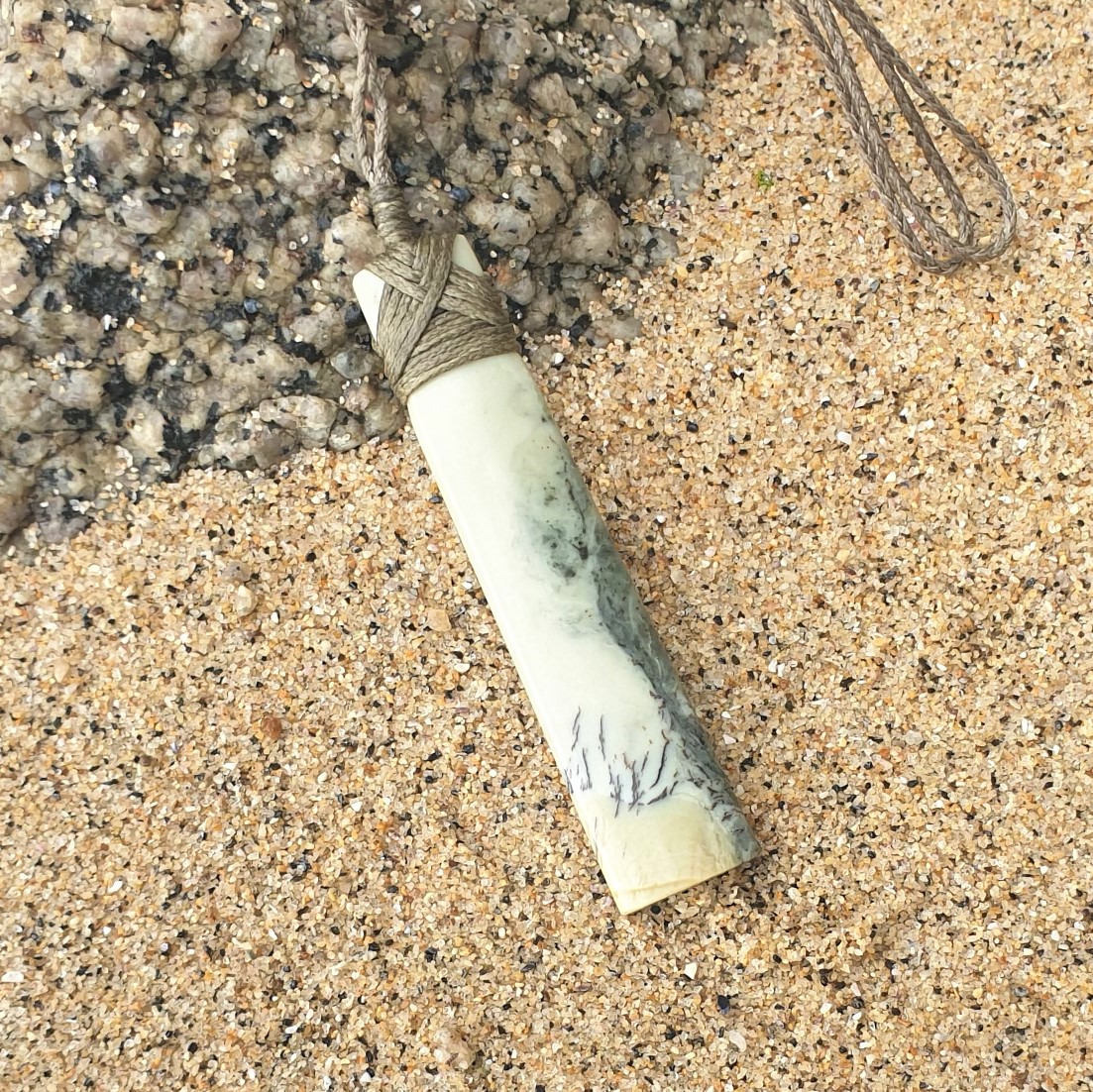 Kokopu Nephrite Jade Toki - Image 2
