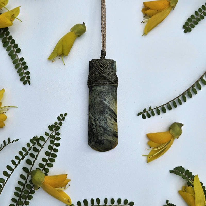 Nephrite Jade Blend Toki - Image 3