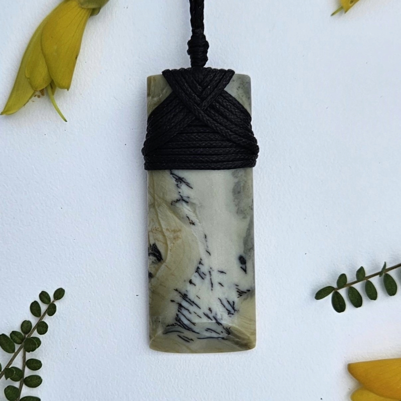 Kokopu Nephrite Jade Toki